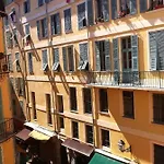 아파트 La Loge